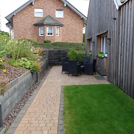 Race & Rest Apartment *