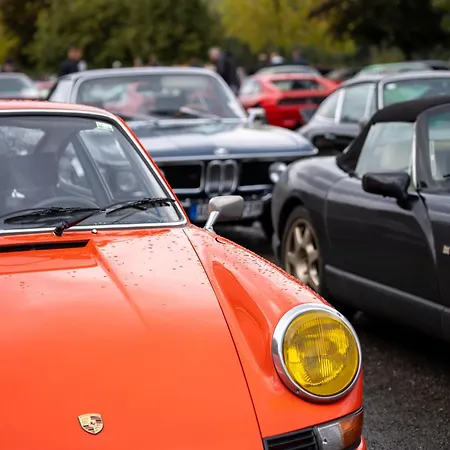 Race & Rest Apartment *